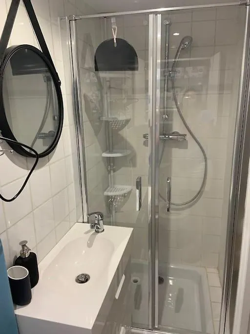 פריז Charmant Duplex Metro Raspail Jardin Du Luxembourg צרפת